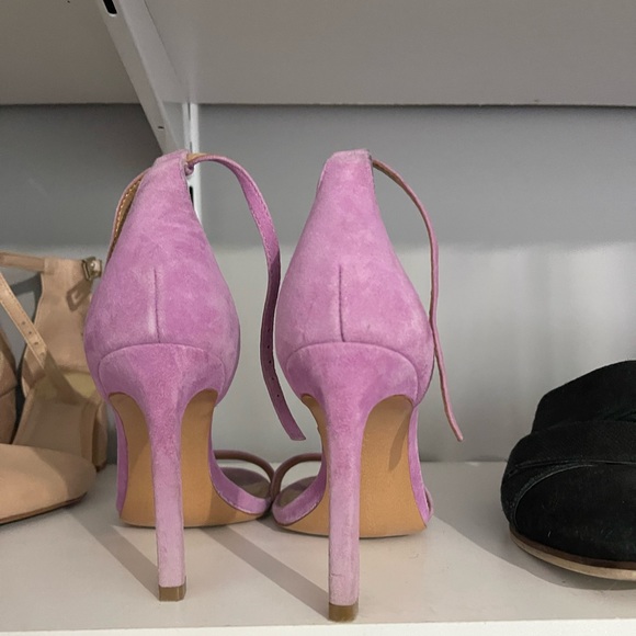 Strappy heels from Banana Republic - Picture 2 of 4